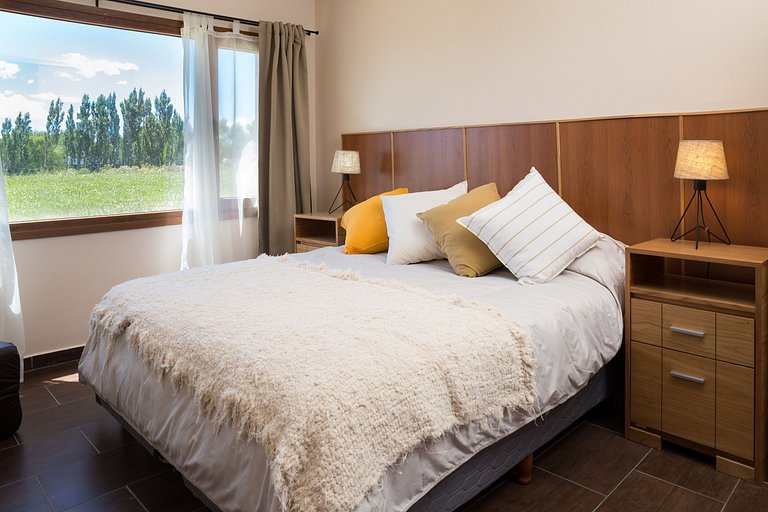 Mascardi Ground-Floor Lake View | Dina Huapi