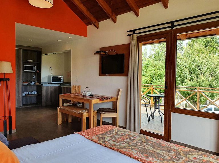 Ciprés Loft Vista Jardín y Laguna