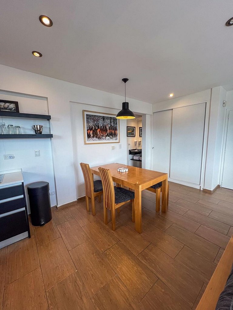 Nahuel Ground-Floor Lakefront Dina Huapi