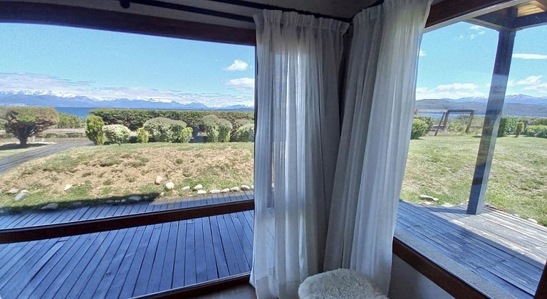Temporary rental in Dina Huapi Lakefront view Bariloche