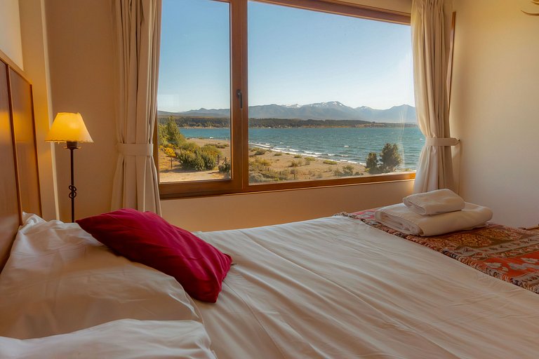 Nahuel Second-Floor Lake View Bariloche
