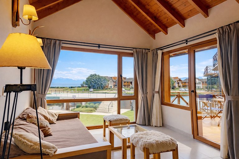 Ciprés Lagoon & Lake View Apartment