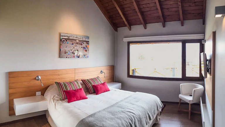 Nahuel Superior 2-Bedroom Lake View
