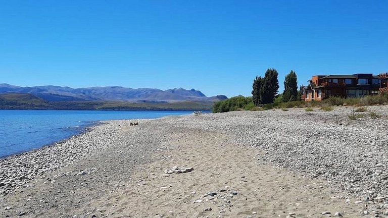 Superior Nahuel Frente ao Lago Bariloche